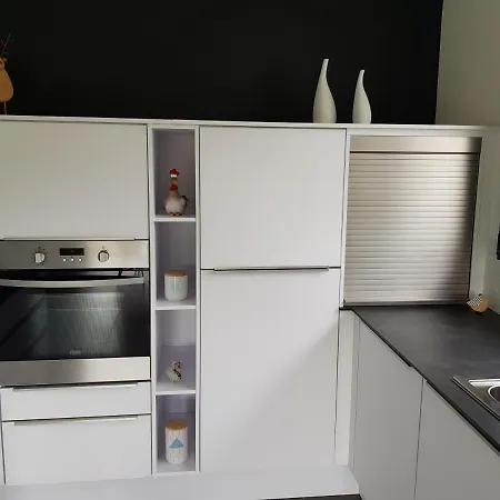 Дом отдыха Maison Moderne A La Campagne Bezinghem