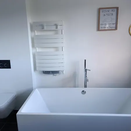 Maison Moderne A La Campagne